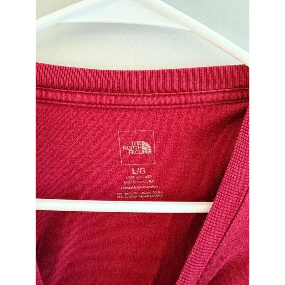 The North Face Bear Graphic Long Sleeve Tee – Maroon, outdoors, fall, casual